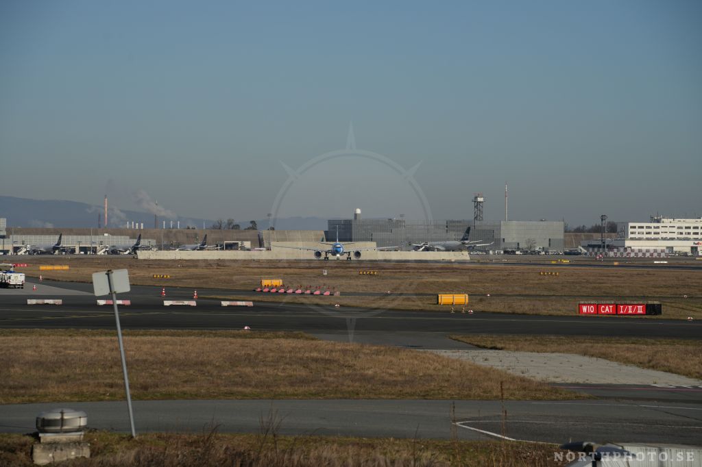 - Airbus, A330-941, 2056, D-ANRT, FRA, CondorAirbus, A330-941, 2056, D-ANRT, FRA, Condor Airbus  A330-941  2056  D-ANRT  FRA  Condor 